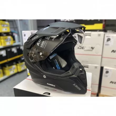 Шлем Airoh Commander 2 Black Matt