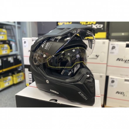 Шлем Airoh Commander 2 Black Matt
